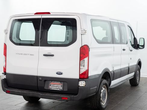Used 2016 Ford Transit 250 130 Low Roof RWD image 10