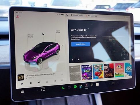 Used 2022 Tesla Model 3 Long Range AWD/4WD image 29