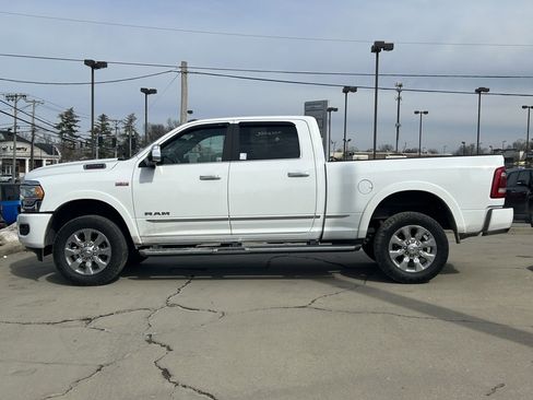 Used 2022 RAM 2500 Limited image 8
