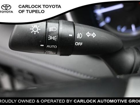 Used 2023 Toyota Highlander XLE FWD image 31