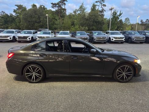 Used 2023 BMW 330i xDrive Sedan w/ M Sport Package image 8