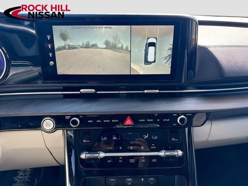 Used 2022 Kia Carnival SX FWD image 16