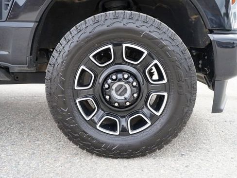 Used 2025 Ford F250 Platinum AWD/4WD image 71