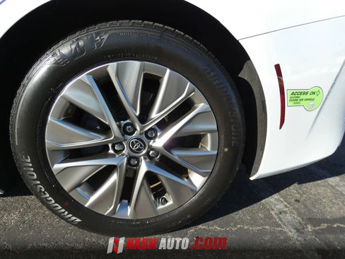 Used 2022 Toyota Mirai w/ Advanced Technology Package RWD image 21