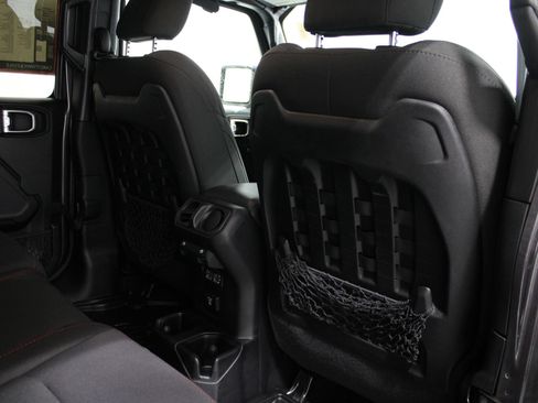 Used 2020 Jeep Wrangler Unlimited Rubicon AWD/4WD image 22