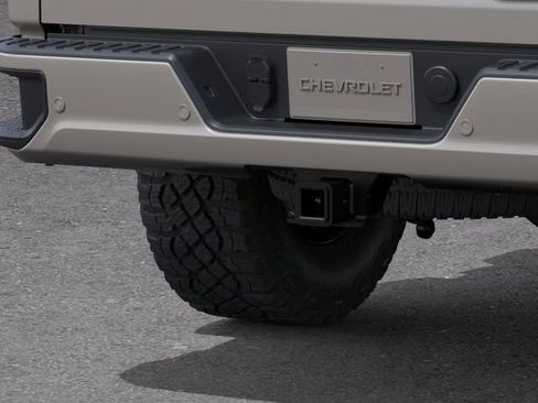 New 2026 Chevrolet Silverado 2500 ZR2 AWD/4WD image 14