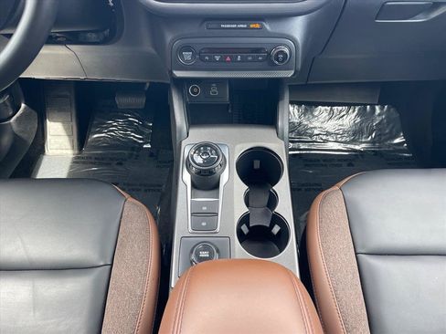 Used 2025 Ford Bronco Sport Outer Banks AWD/4WD image 17