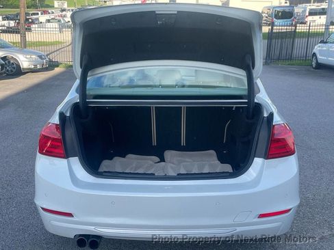 Used 2013 BMW 328i xDrive Sedan AWD/4WD image 17