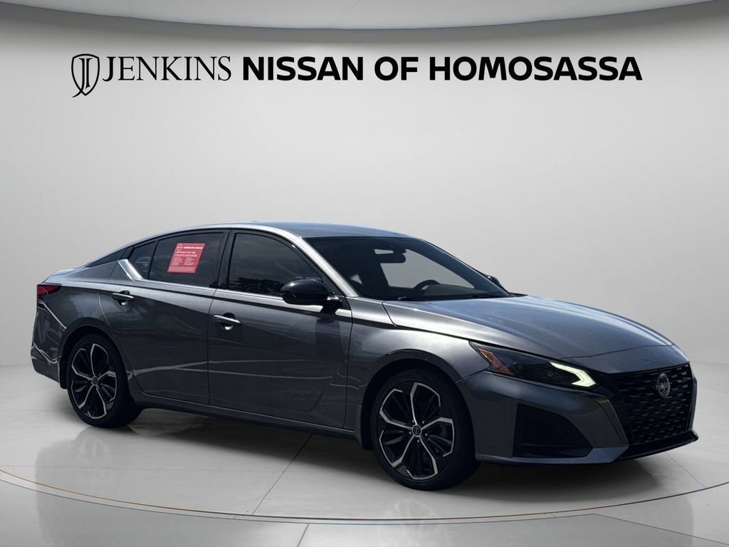 Certified 2024 Nissan Altima 2.5 SR FWD image 5