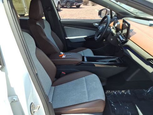 Certified 2023 Volkswagen ID.4 Pro RWD image 10