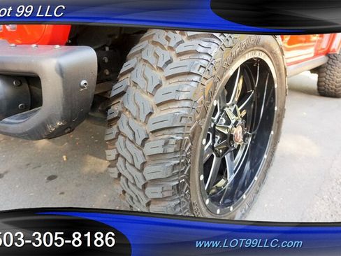 Used 2018 Jeep Wrangler Unlimited Rubicon AWD/4WD image 4