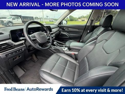 Used 2025 Kia Telluride EX FWD image 10
