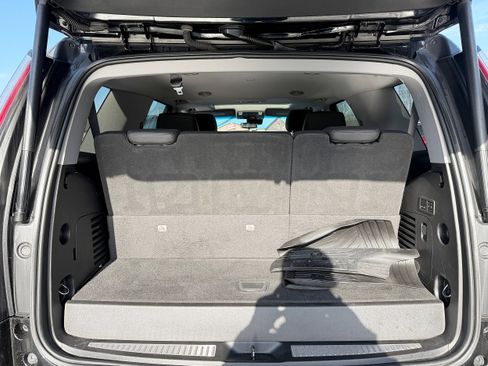 Used 2019 Cadillac Escalade Luxury image 20