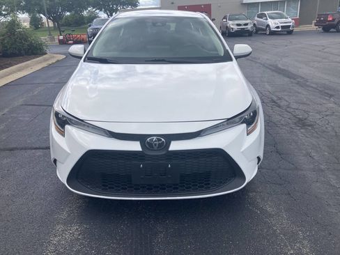 Used 2022 Toyota Corolla LE image 7