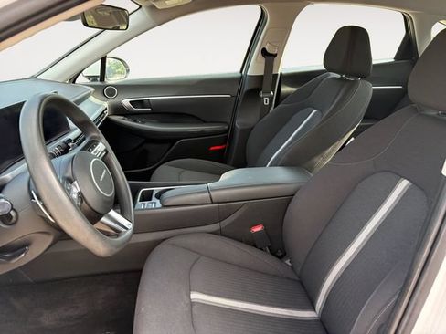 Used 2024 Hyundai Sonata SEL FWD image 9