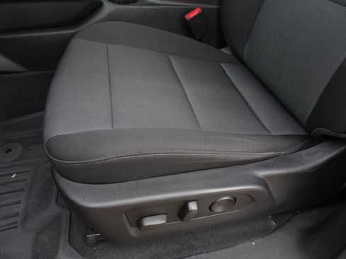 Used 2023 Chevrolet Colorado Trail Boss w/ Technology Package AWD/4WD image 11