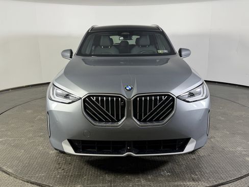 Used 2026 BMW X3 xDrive30 w/ Premium Package image 2