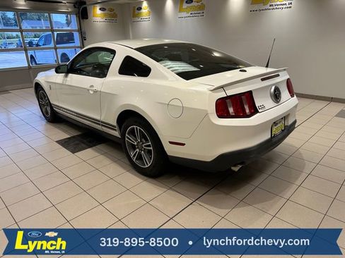Used 2011 Ford Mustang Premium w/ 201A Rapid Spec Order Code RWD image 12