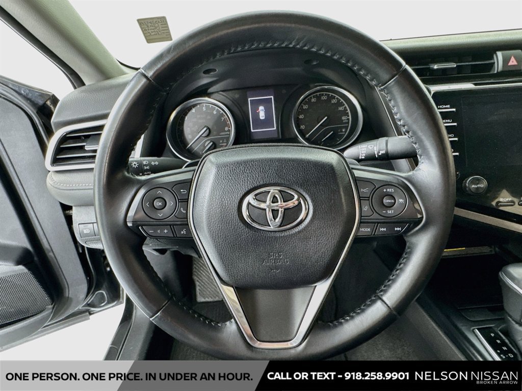 Used 2018 Toyota Camry SE w/ Audio Package FWD image 11
