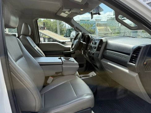 Used 2017 Ford F550 2WD Regular Cab Super Duty w/ Snow Plow Prep Package image 28