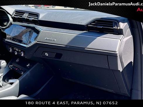 Used 2023 Audi Q3 2.0T Premium Plus w/ Premium Plus Package AWD/4WD image 14
