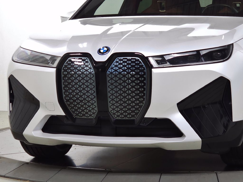 Certified 2024 BMW iX M60 AWD/4WD image 3