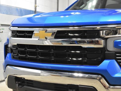Used 2026 Chevrolet Silverado 1500 LT image 32