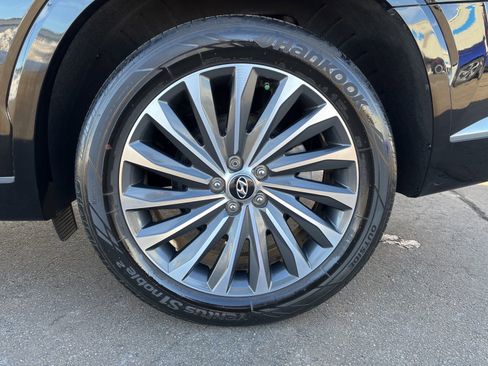 Used 2023 Hyundai Palisade Calligraphy image 10