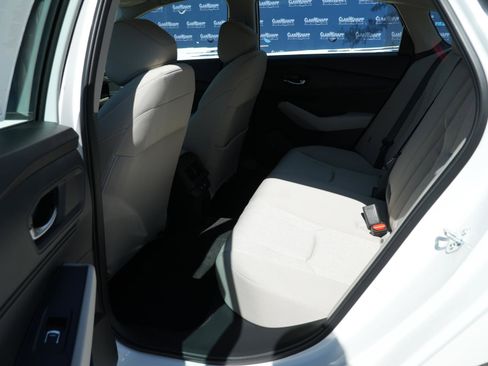 New 2025 Honda Accord SE image 19