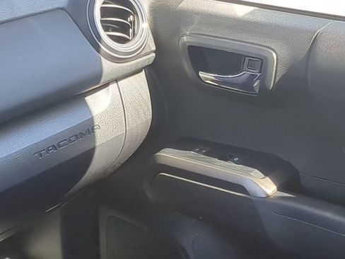 Used 2023 Toyota Tacoma TRD Off-Road image 24