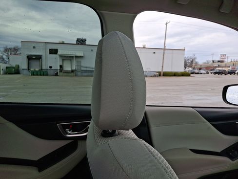 Used 2023 Subaru Forester Premium image 13