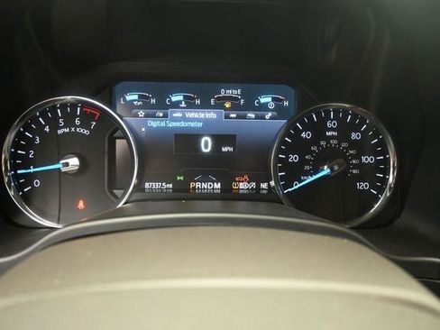 Used 2021 Ford Expedition Limited AWD/4WD image 21