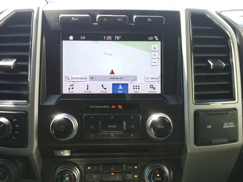 Used 2018 Ford F150 Lariat w/ Equipment Group 502A Luxury AWD/4WD image 21