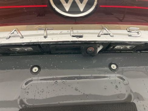New 2026 Volkswagen Atlas Cross Sport SE AWD/4WD image 9