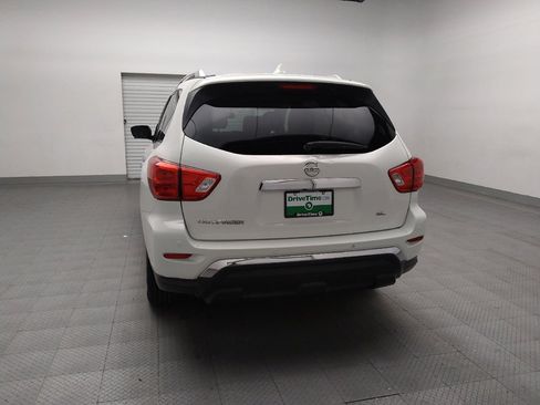 Used 2019 Nissan Pathfinder SL image 6