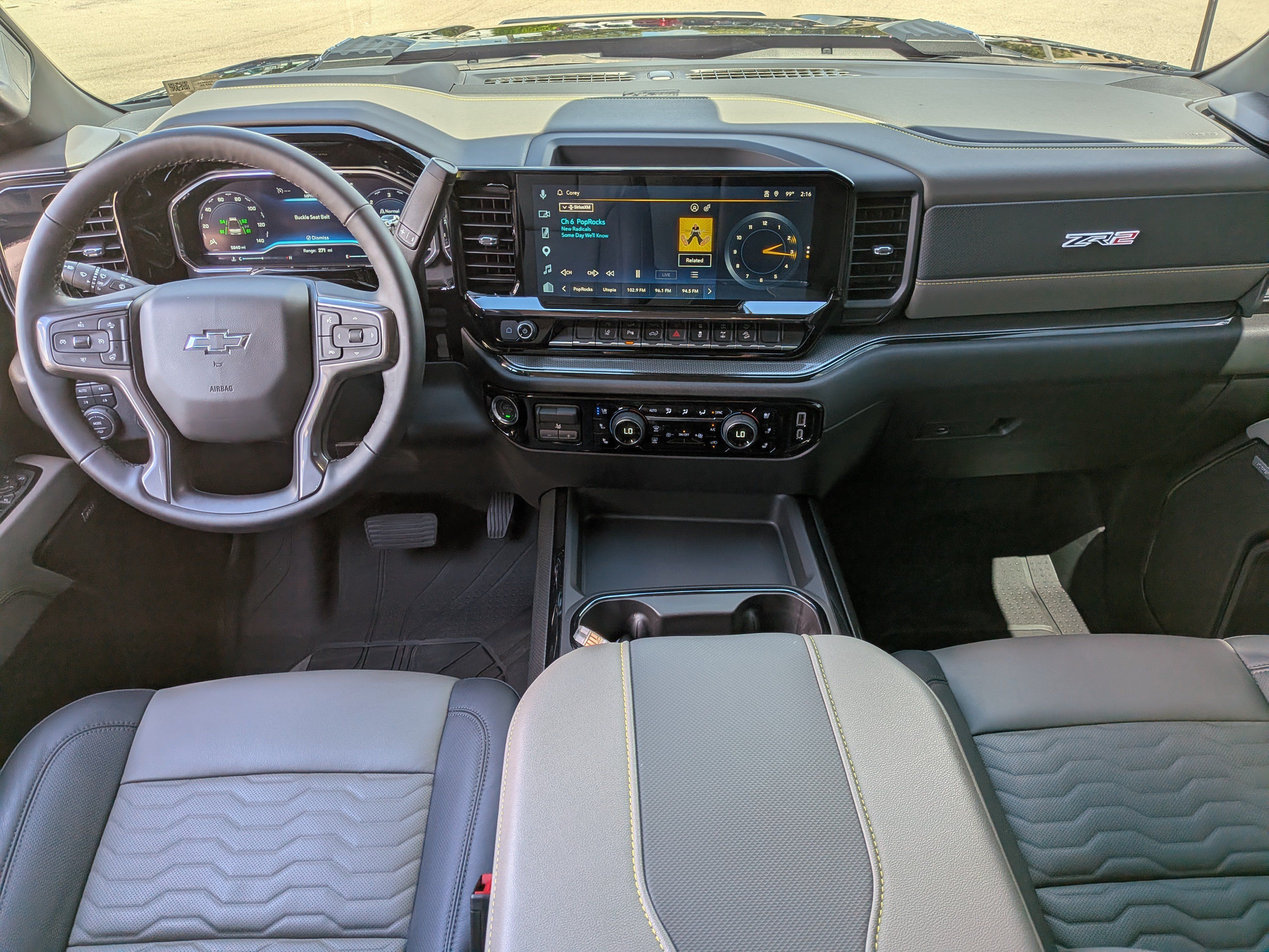 Used 2025 Chevrolet Silverado 2500 ZR2 w/ Technology Package AWD/4WD image 16