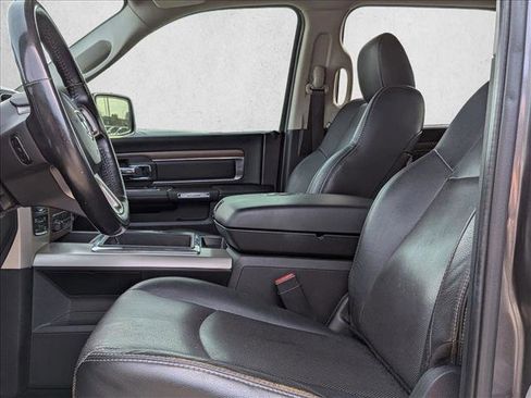 Used 2014 RAM 1500 Laramie w/ Convenience Group AWD/4WD image 14