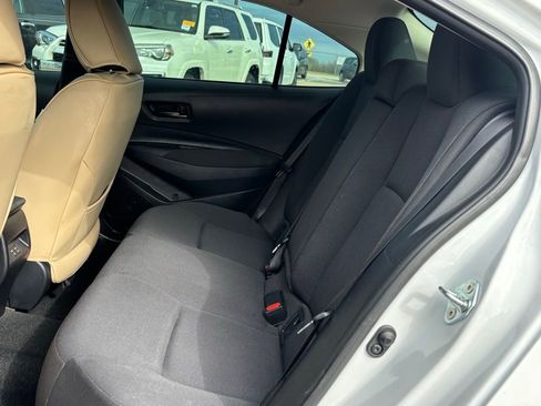 Used 2024 Toyota Corolla LE image 7