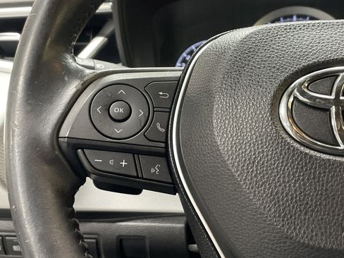 Used 2020 Toyota Corolla SE FWD image 19