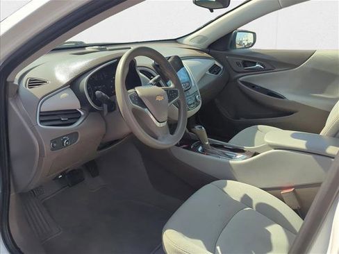 Used 2020 Chevrolet Malibu LS image 10