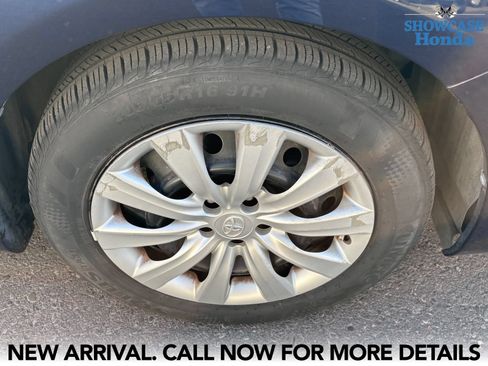 Used 2012 Toyota Corolla LE FWD image 8