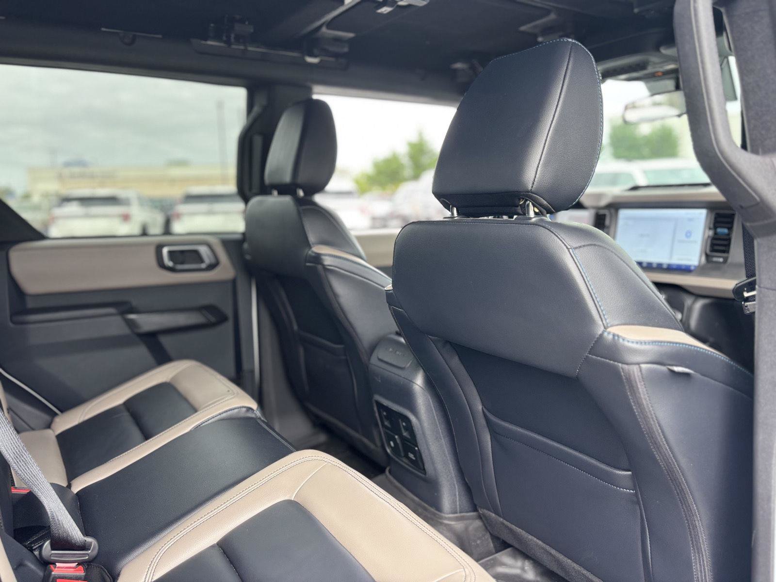Used 2024 Ford Bronco Wildtrak AWD/4WD image 19