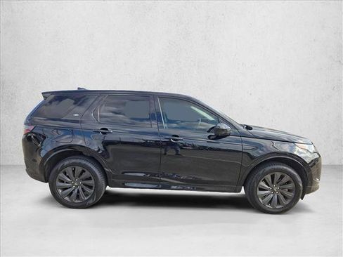 Certified 2025 Land Rover Discovery Sport S image 6