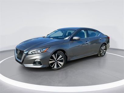 Used 2019 Nissan Altima 2.5 SV
