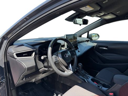 Used 2026 Toyota Corolla SE w/ SE Package FWD image 9