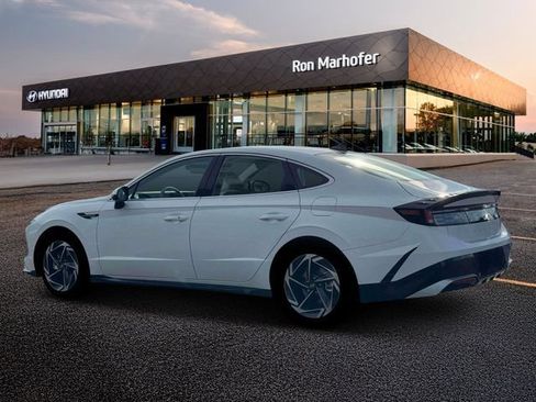 New 2026 Hyundai Sonata SEL FWD image 4