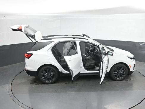 Used 2024 Chevrolet Equinox RS FWD image 50