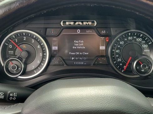 Used 2019 RAM 1500 Laramie w/ Off Road Group image 32
