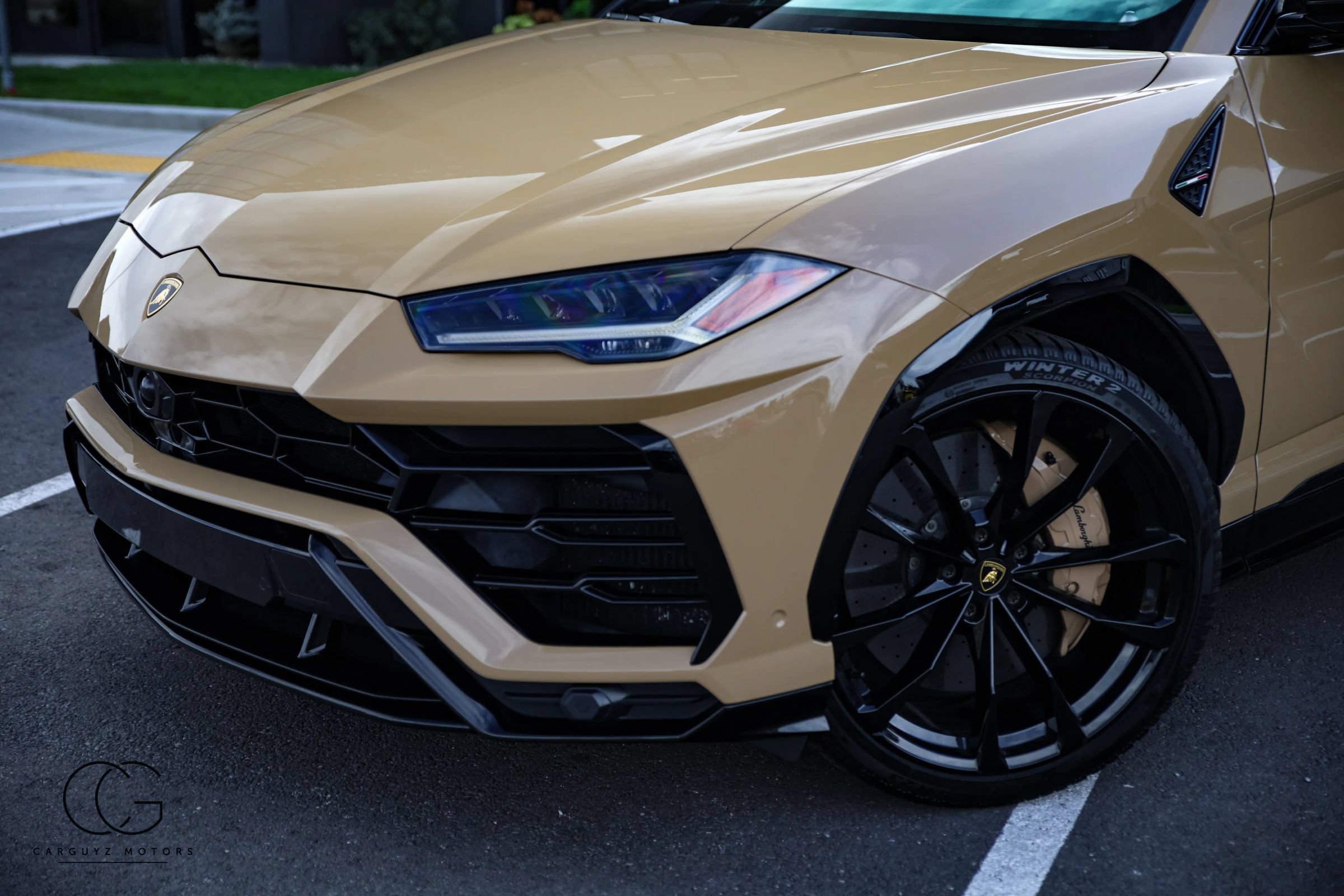 Used 2019 Lamborghini Urus AWD/4WD image 5