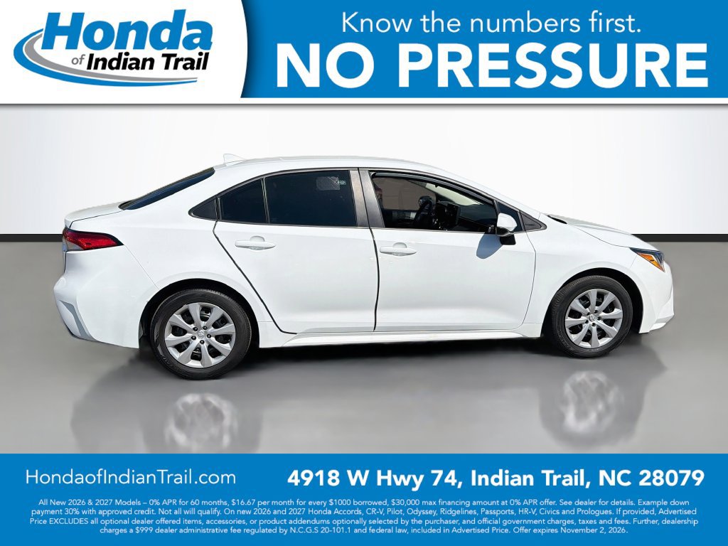 Used 2024 Toyota Corolla LE FWD image 4